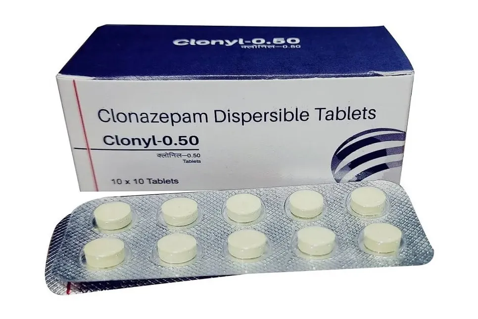 A box and blister pack of Clonazepam Dispersible Tablets, Clonyl-0.50, containing 10x10 tablets.