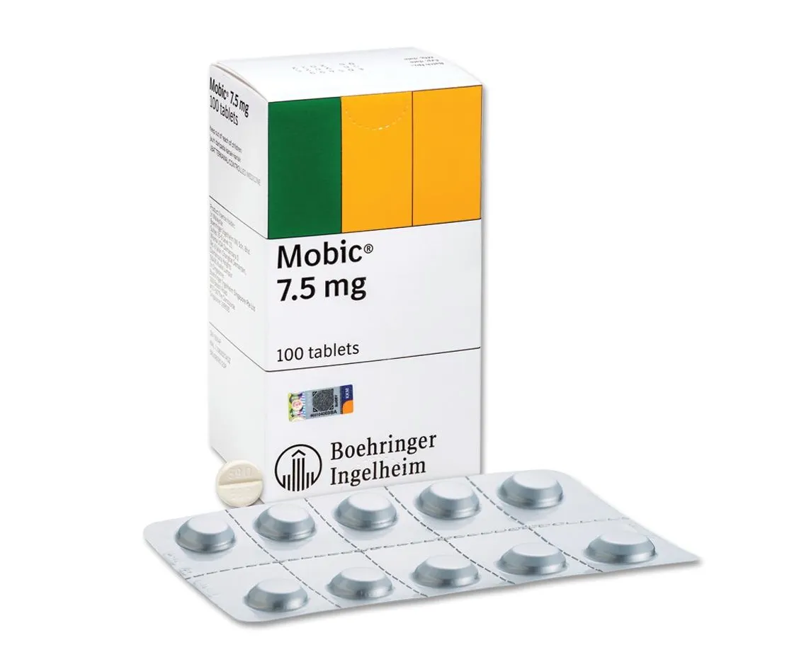 A box and blister pack of Mobic 7.5 mg tablets by Boehringer Ingelheim, containing 100 tablets of meloxicam.
